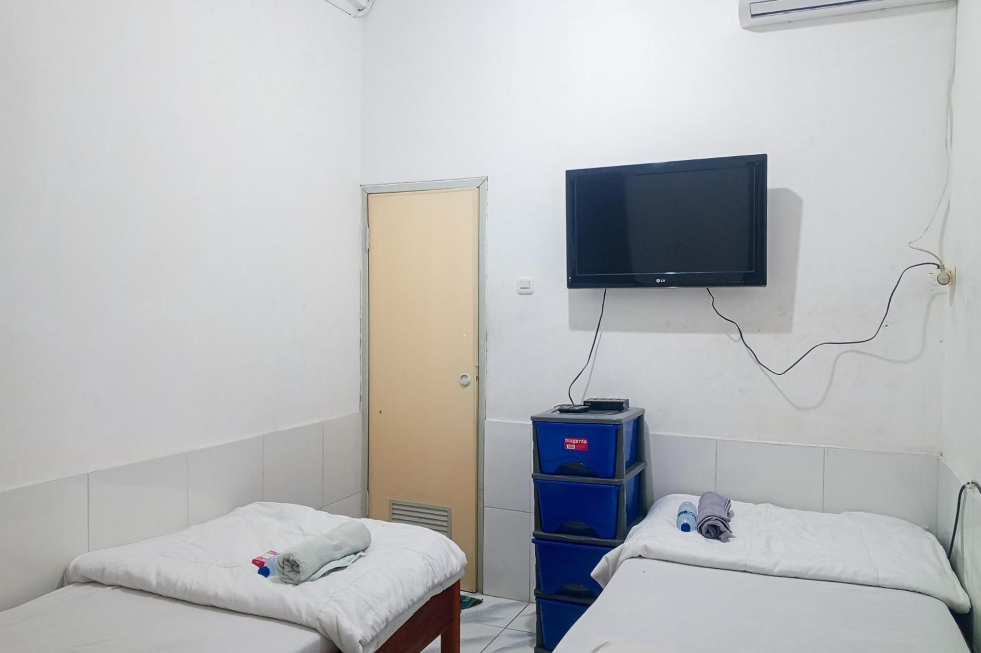 Hotel Malibu Syariah Bogor Redpartner Esterno foto