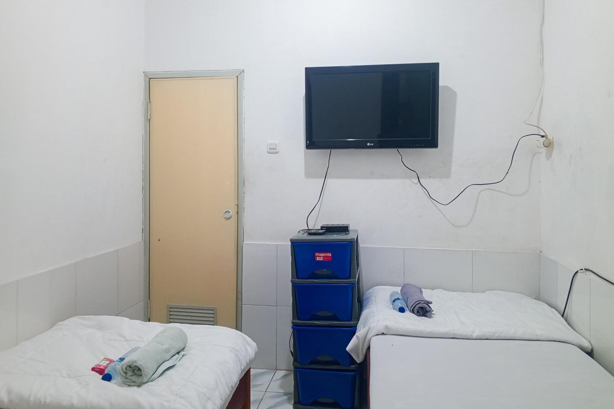 Hotel Malibu Syariah Bogor Redpartner Esterno foto