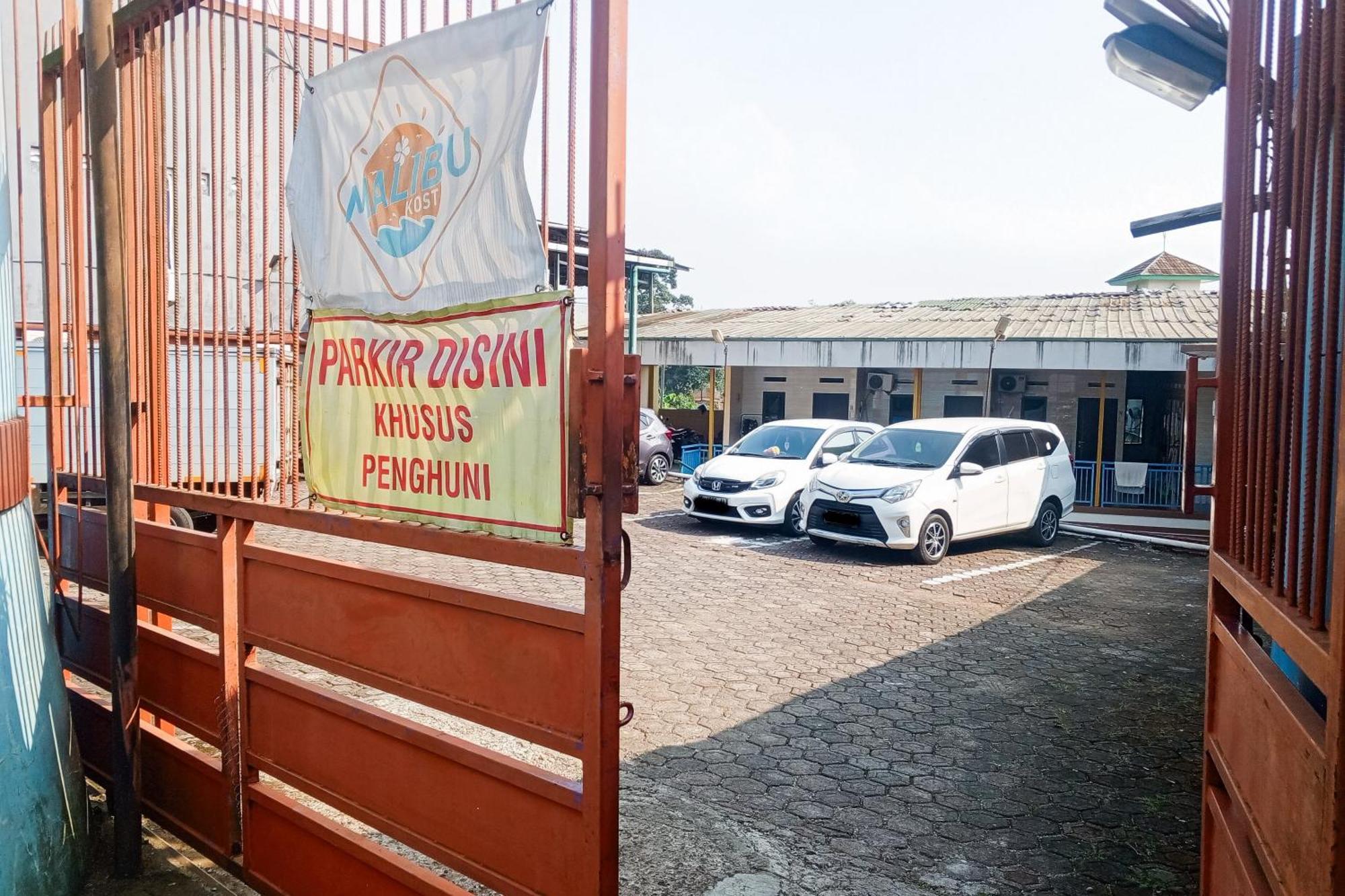 Hotel Malibu Syariah Bogor Redpartner Esterno foto